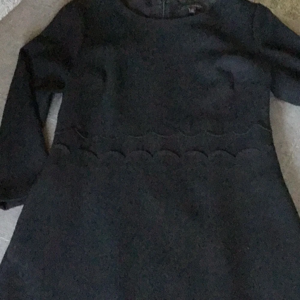 Banana Republic black dress - Picture 4 of 6